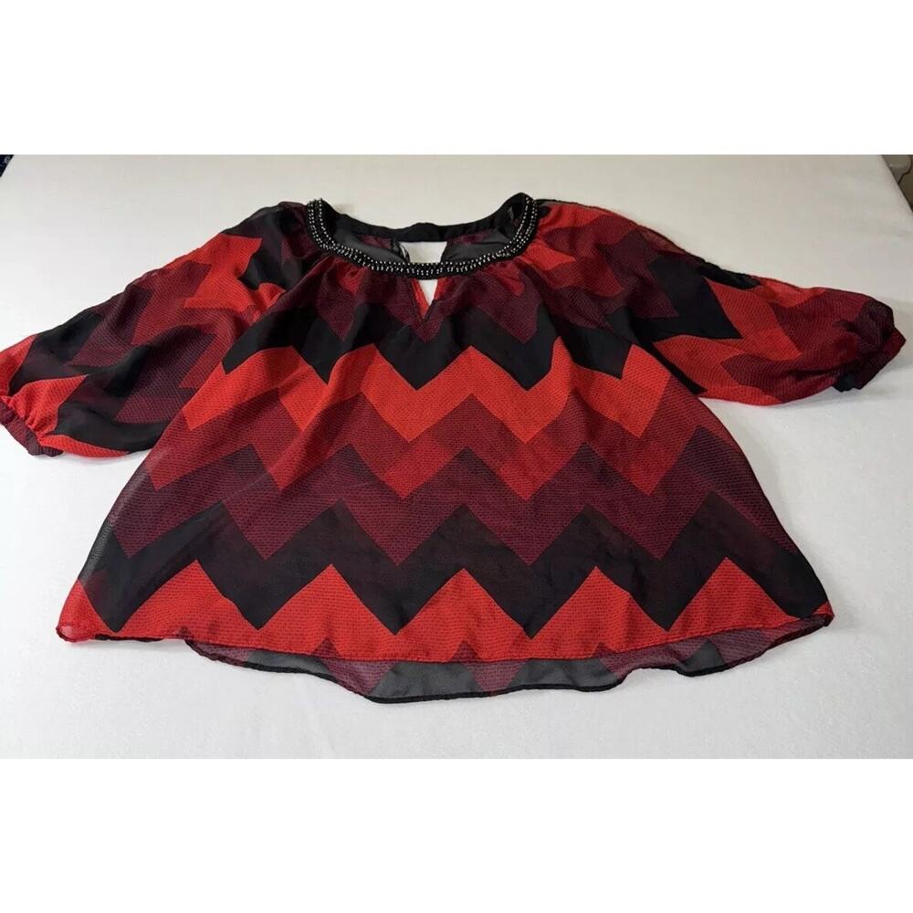 B. Wear Red‎ Dress Shirt With Studded Neckline Size XL
